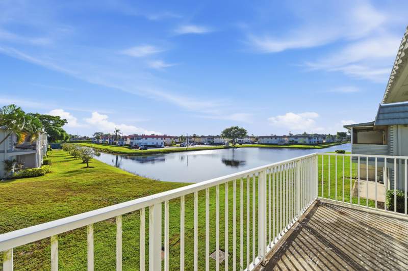 1 bedroom Condominium at 710 Monaco O, Kings Point Monaco Condos, Delray Beach — photo 2