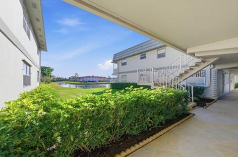 710 Monaco O, Delray Beach FL - photo 23 of 43