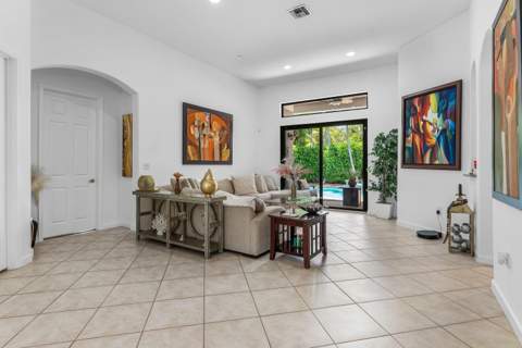 876 NW 123rd Drive, Coral Springs FL - photo 9 of 47