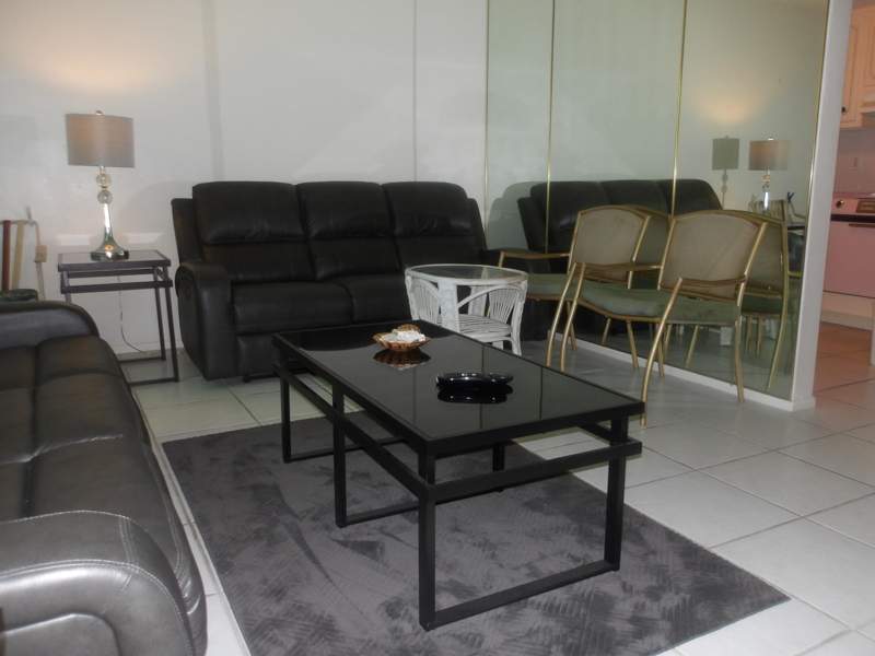 1 bedroom Condominium at 5200 NE 24th Terrace #C116, Maybury Mansions Condo, Fort Lauderdale — photo 4