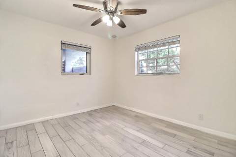 337 Mid Pines Road, Palm Springs FL - photo 16 of 32