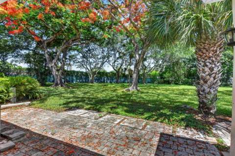 20846 Vinesta Circle, Boca Raton FL - photo 21 of 36