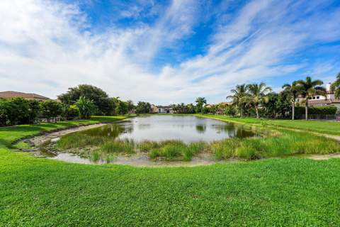 9173 Oak Alley Drive, Lake Worth FL - photo 13 of 56