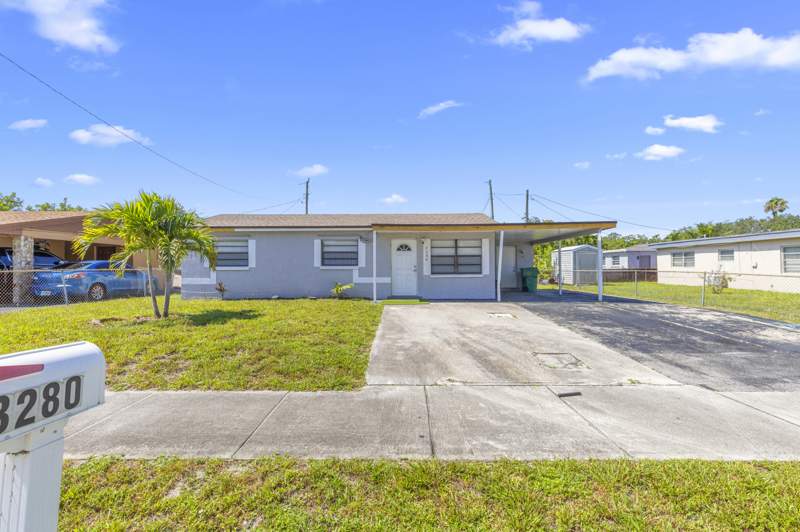 3 bedroom Single Family Residence at 3280 NW 13th Court, Larkdale Unit 2, Lauderhill — photo 5