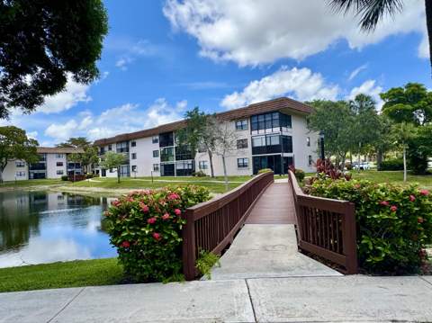 4930 E Sabal Palm Boulevard #107, Tamarac FL - photo 20 of 25