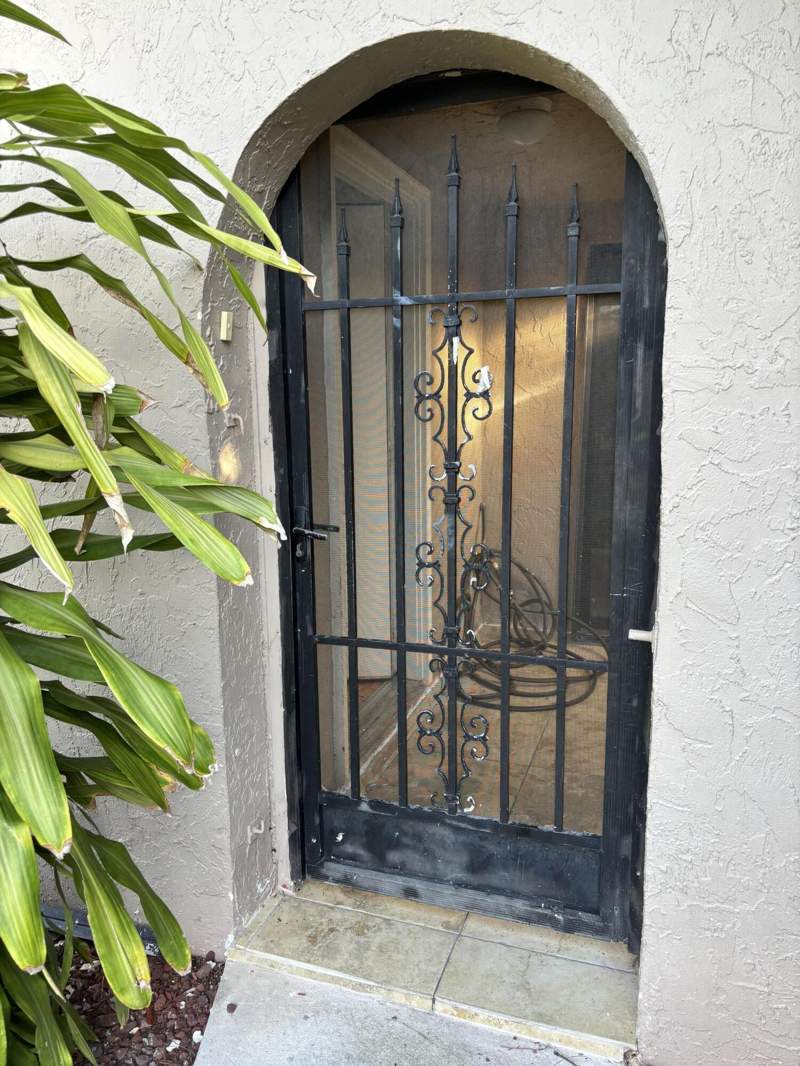 2 bedroom Townhouse at 12761 Westhampton Circle, Valencia Estates, Wellington — photo 3