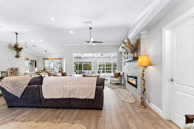 4 bedroom Single Family Residence at 2317 SW Abner Road, Port St Lucie Section 31, Port St. Lucie — photo 5