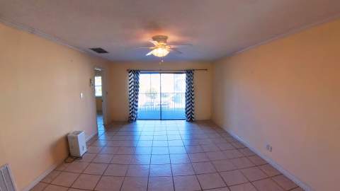 236 Castlewood Drive #202, North Palm Beach FL - photo 6 of 13