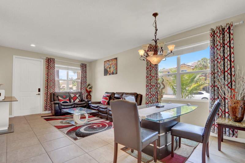 5 bedroom Single Family Residence at 4701 Foxtail Palm Court, Verona Estates, Greenacres — photo 5