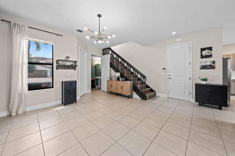 3 bedroom Single Family Residence at 4895 Sand Dollar Drive, Sky Cove South Phase 1 A, Westlake — photo 4
