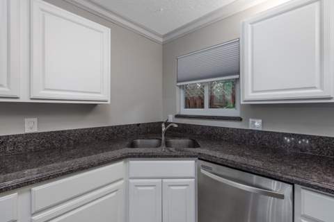 9200 SE Olympus Street, Hobe Sound FL - photo 13 of 34