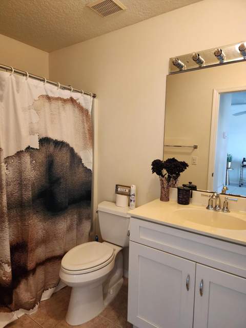 5668 Travelers Way, Fort Pierce FL - photo 18 of 28
