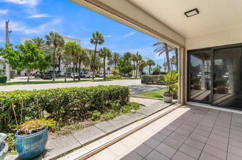 4140 N Ocean Drive #101e, Lauderdale-By-The-Sea FL - photo 7 of 30