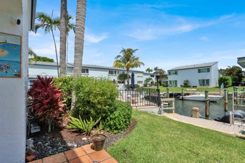 129 Lehane Terrace #133, North Palm Beach FL - photo 7 of 41