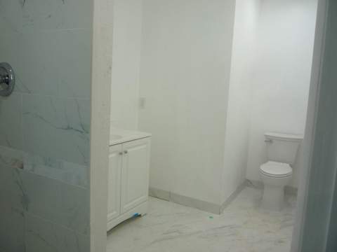 2162 NW 28th Street, Oakland Park FL - photo 10 of 21