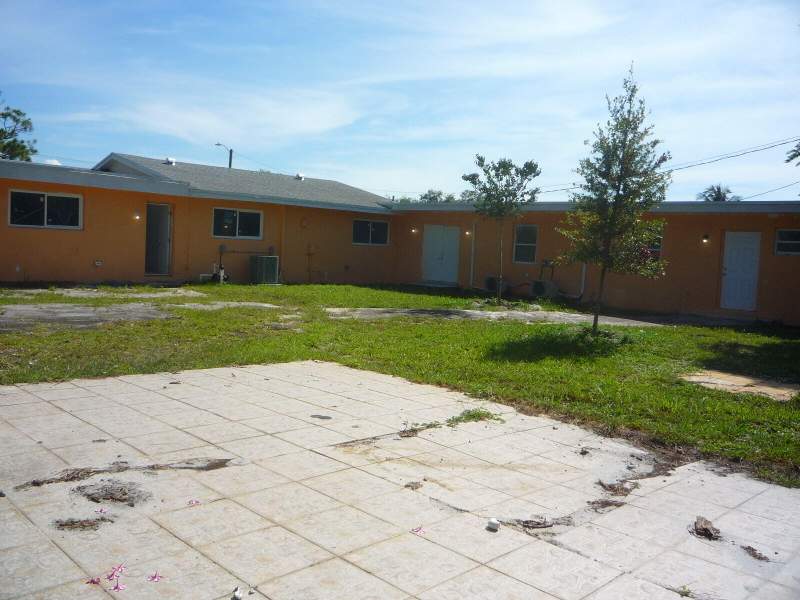 6 bedroom Single Family Residence at 2162 NW 28th Street, Ziladen Properties, Oakland Park — photo 3
