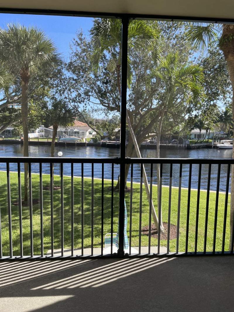 1 bedroom Condominium at 14 Royal Palm Way #204, Boca Bayou, Boca Raton — photo 3