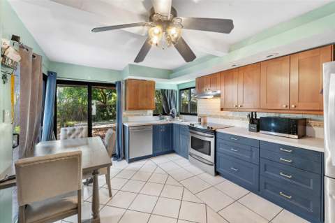 1326 SW 23rd Avenue, Fort Lauderdale FL - photo 6 of 29