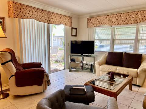 1552 S 33rd Road, Hollywood FL - photo 16 of 44
