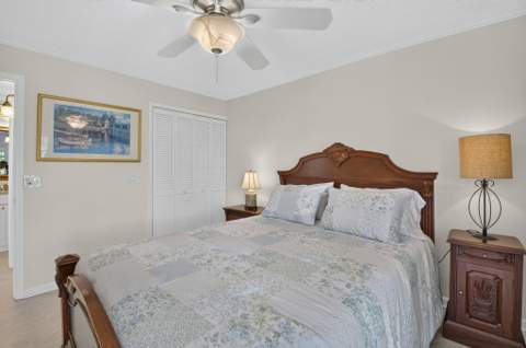323 Capri G #323, Delray Beach FL - photo 12 of 37