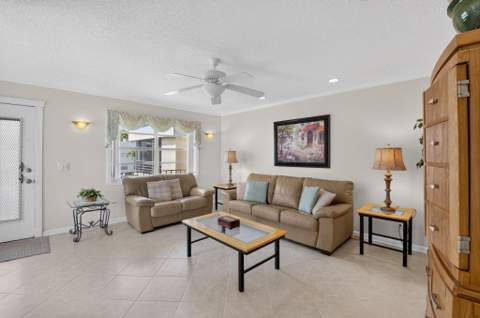 323 Capri G #323, Delray Beach FL - photo 7 of 37