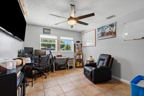 520 SE Dolphin Drive, Stuart FL - photo 12 of 30