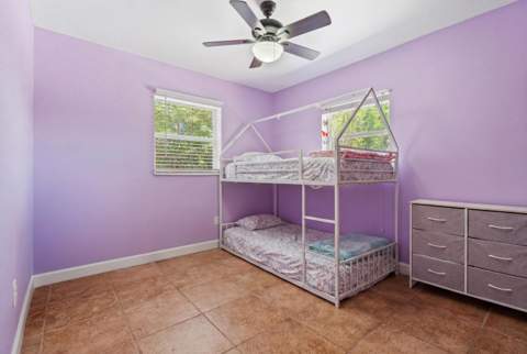 520 SE Dolphin Drive, Stuart FL - photo 19 of 30