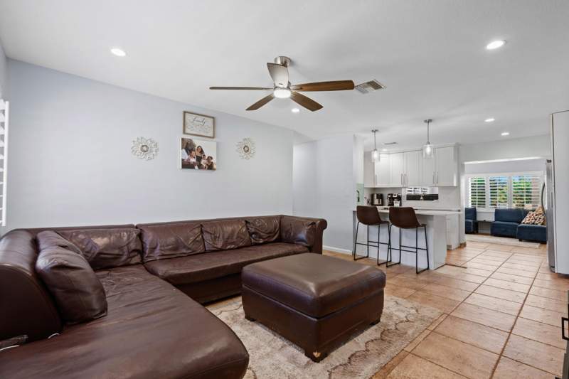 4 bedroom Single Family Residence at 520 SE Dolphin Drive, Broadway Section Of St Lucie Estates Subdivision, Stuart — photo 4