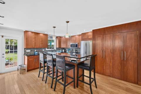 601 NE 14th Place, Fort Lauderdale FL - photo 10 of 61