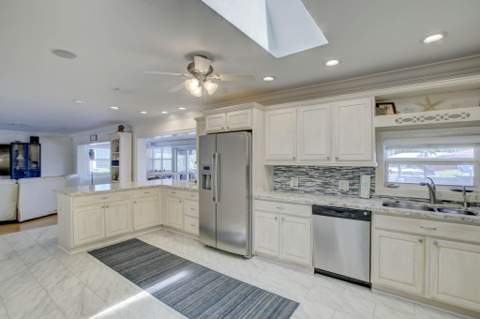 1920 Waters Edge, Pompano Beach FL - photo 11 of 47