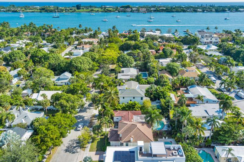 4 bedroom Single Family Residence at 244 31st Street, North Shore Terrace 1, West Palm Beach — photo 2