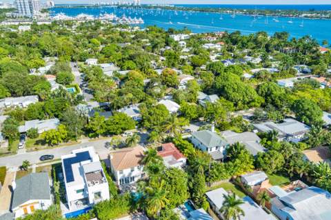 244 31st Street, West Palm Beach FL - photo 7 of 10