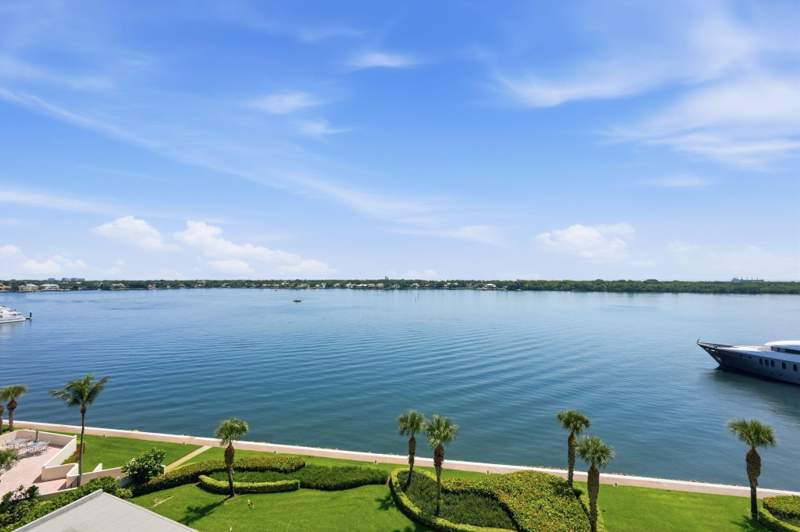 2 bedroom Condominium at 124 Lakeshore Drive #8280, Old Port Cove Condo Three, North Palm Beach — photo 4