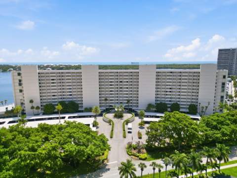 124 Lakeshore Drive #8280, North Palm Beach FL - photo 9 of 47