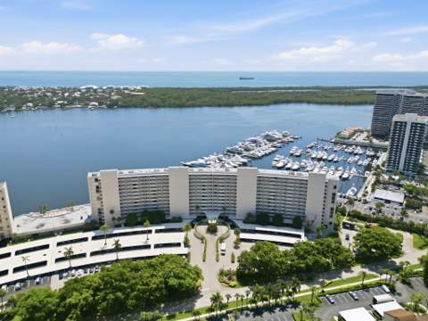 124 Lakeshore Drive #8280, North Palm Beach FL - photo 7 of 47