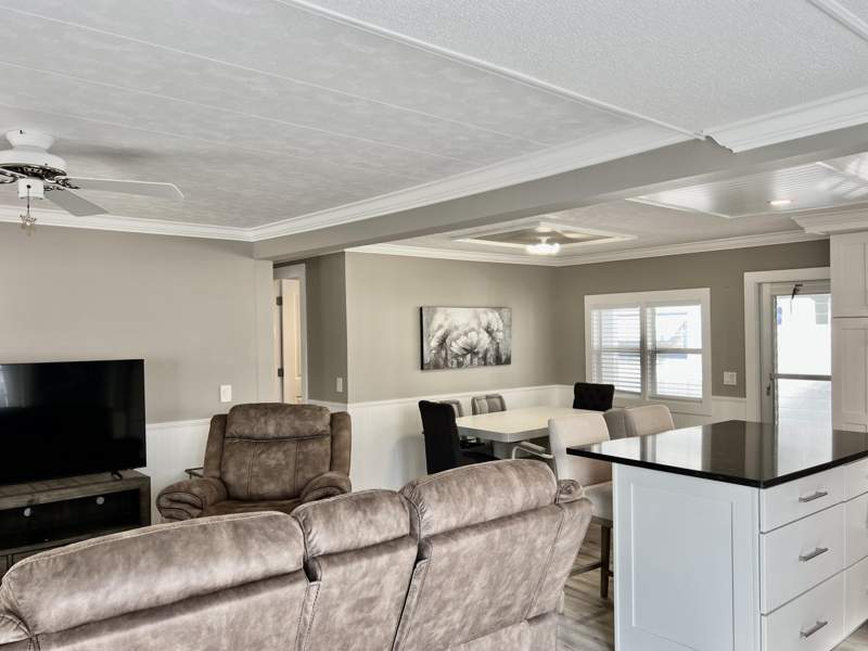 2 bedroom Mobile Home at 1554 S 33rd Road, Orangebrook Harbor, Hollywood — photo 4