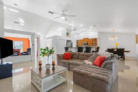 3041 SE Wake Road, Port St. Lucie FL - photo 10 of 40