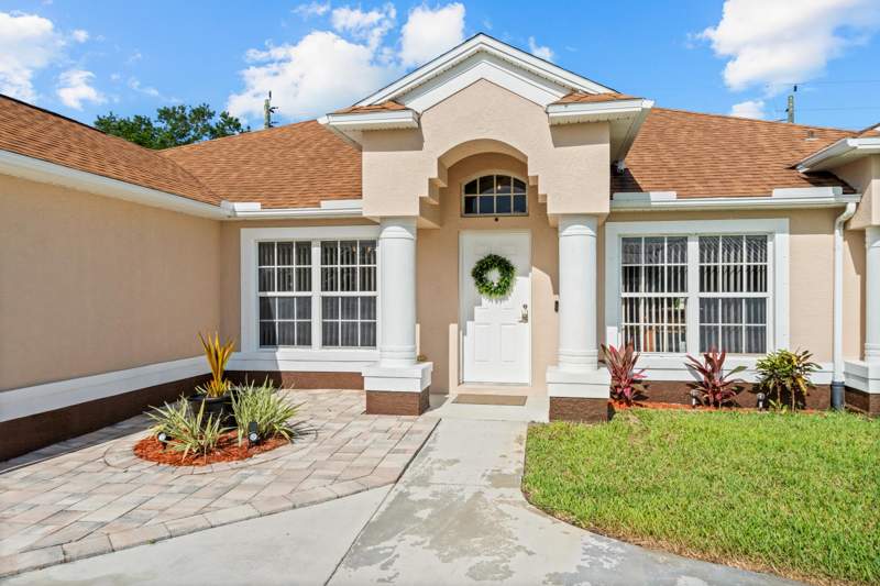 4 bedroom Single Family Residence at 3041 SE Wake Road, Port St Lucie Section 39, Port St. Lucie — photo 3