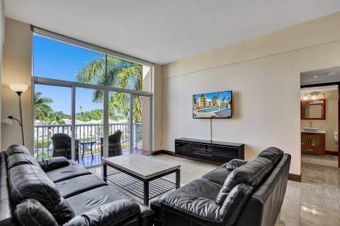 1350 SE 3rd Avenue #406, Dania Beach FL - photo 11 of 37