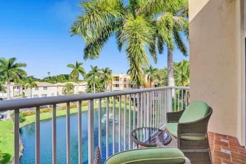 1350 SE 3rd Avenue #406, Dania Beach FL - photo 16 of 37