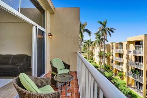 1350 SE 3rd Avenue #406, Dania Beach FL - photo 17 of 37