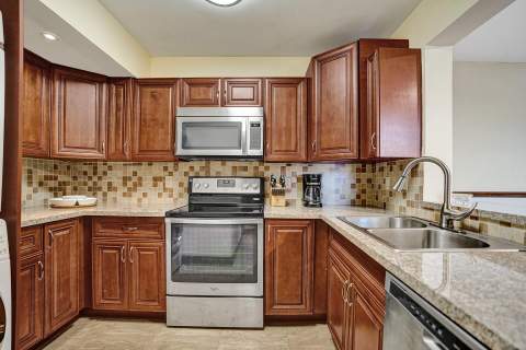 1350 SE 3rd Avenue #406, Dania Beach FL - photo 22 of 37