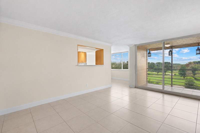 2 bedroom Condominium at 9470 Live Oak Place #409, Live Oak Condominium, Davie — photo 2