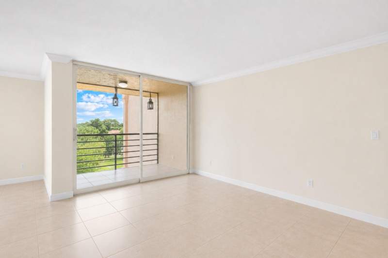 2 bedroom Condominium at 9470 Live Oak Place #409, Live Oak Condominium, Davie — photo 4