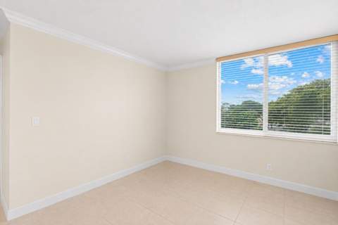 9470 Live Oak Place #409, Davie FL - photo 21 of 55