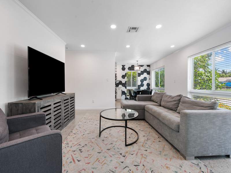 3 bedroom Single Family Residence at 657 NW 30th Court, Boulevard Estates Amen, Wilton Manors — photo 4