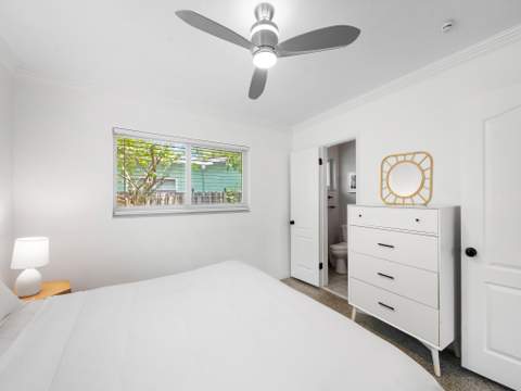 657 NW 30th Court, Wilton Manors FL - photo 11 of 20