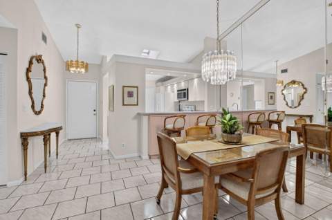 10546 Beach Palm Court #B, Boynton Beach FL - photo 7 of 56