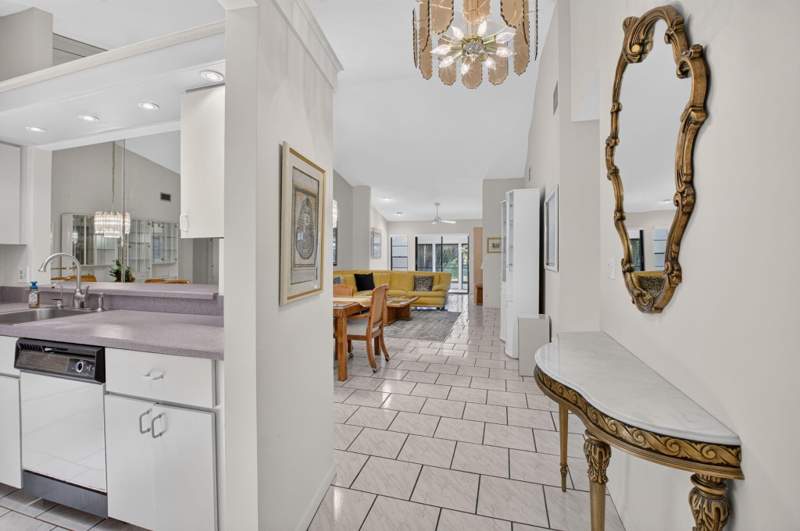 2 bedroom Villa at 10546 Beach Palm Court #B, Palm Chase Condo, Boynton Beach — photo 5