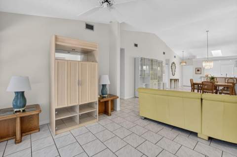 10546 Beach Palm Court #B, Boynton Beach FL - photo 21 of 56